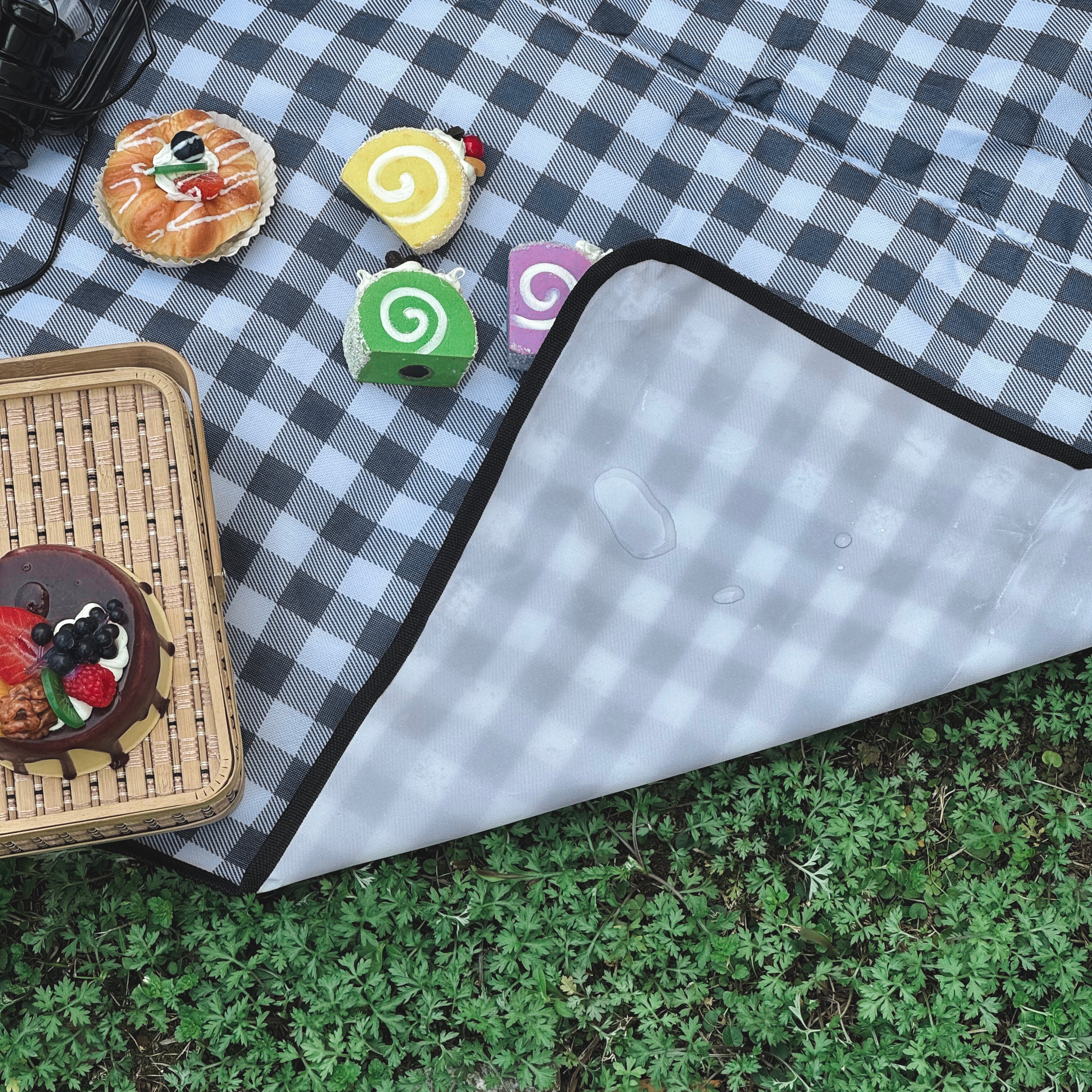 Outdoor Extra Large Foldable Pocket Portable Sand Free Proof Waterproof Camping Beach Blanket Picnic Mats Rug